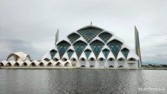 Masjid Raya Al Jabbar Bandung